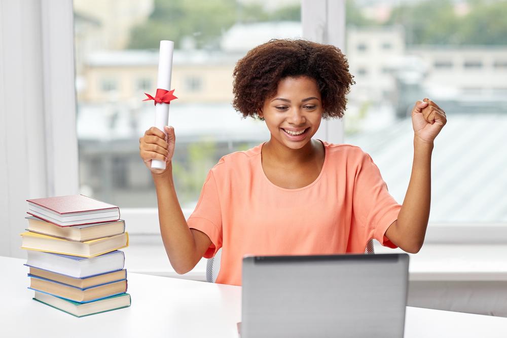 Advantages of Pursuing Online College Degrees