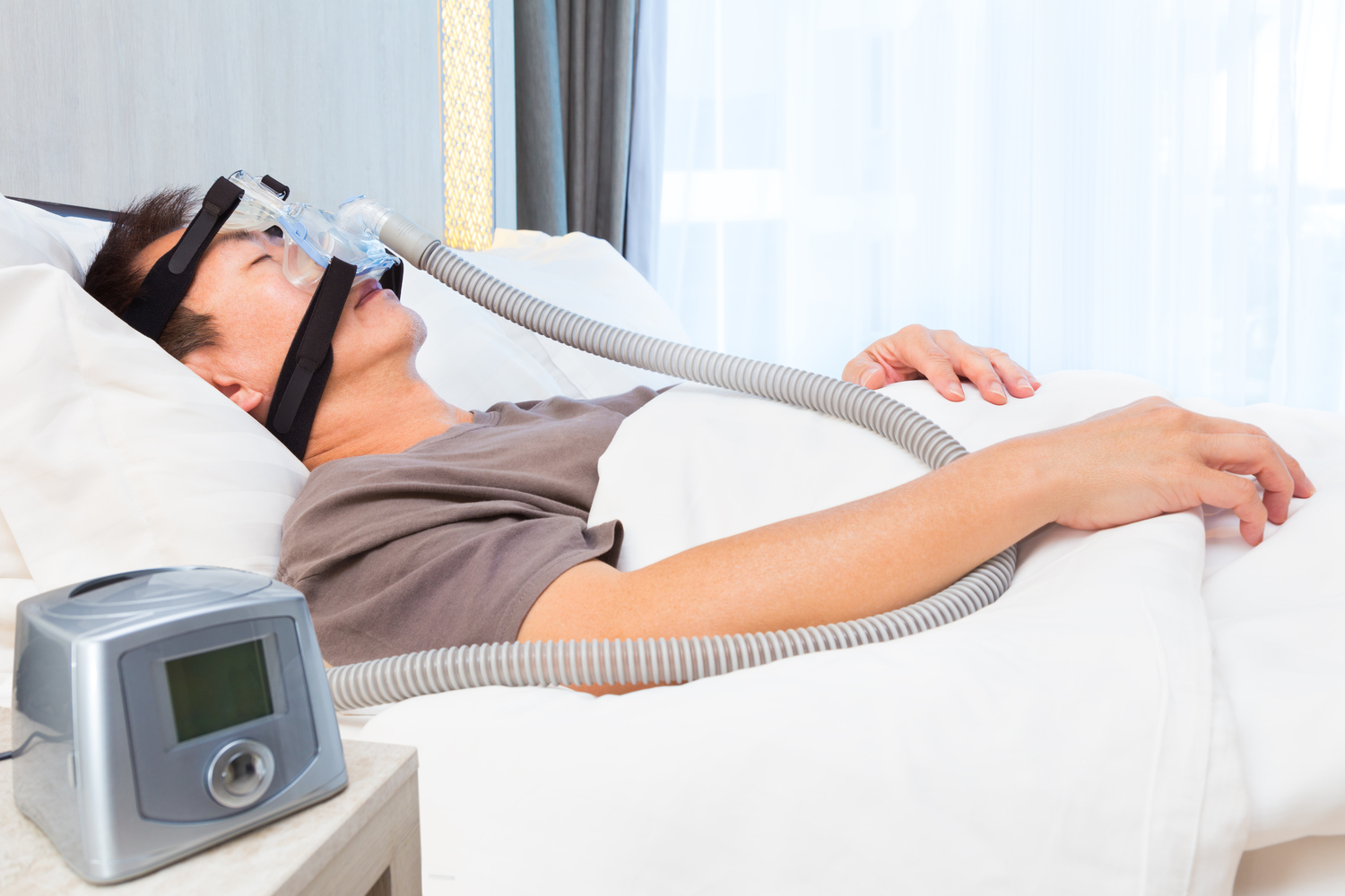 Introducing the Compact Z1 Travel CPAP Device for Sleep Therapy