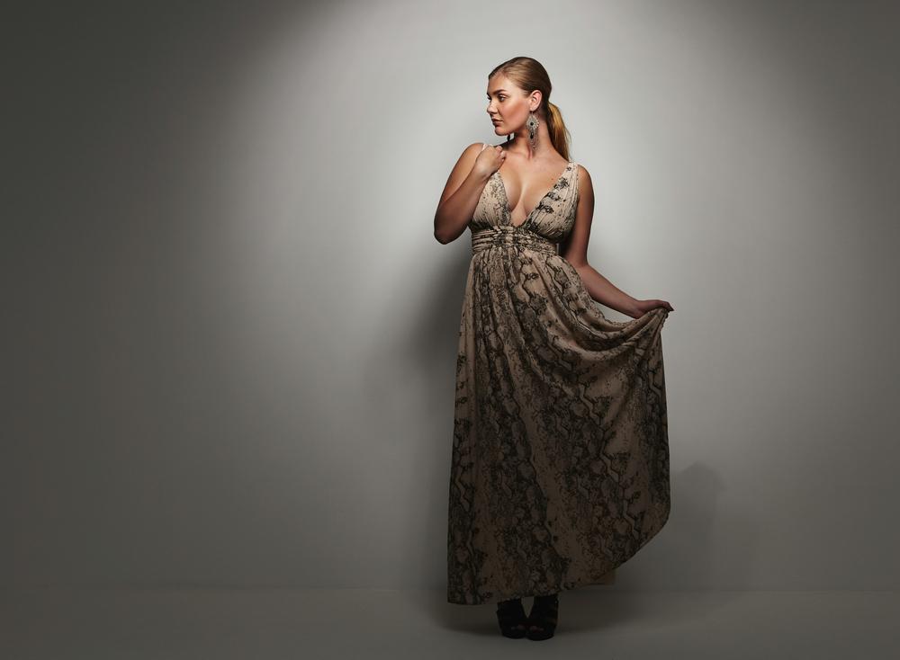 Guide to Selecting Elegant Cocktail Dresses for Women Over 60