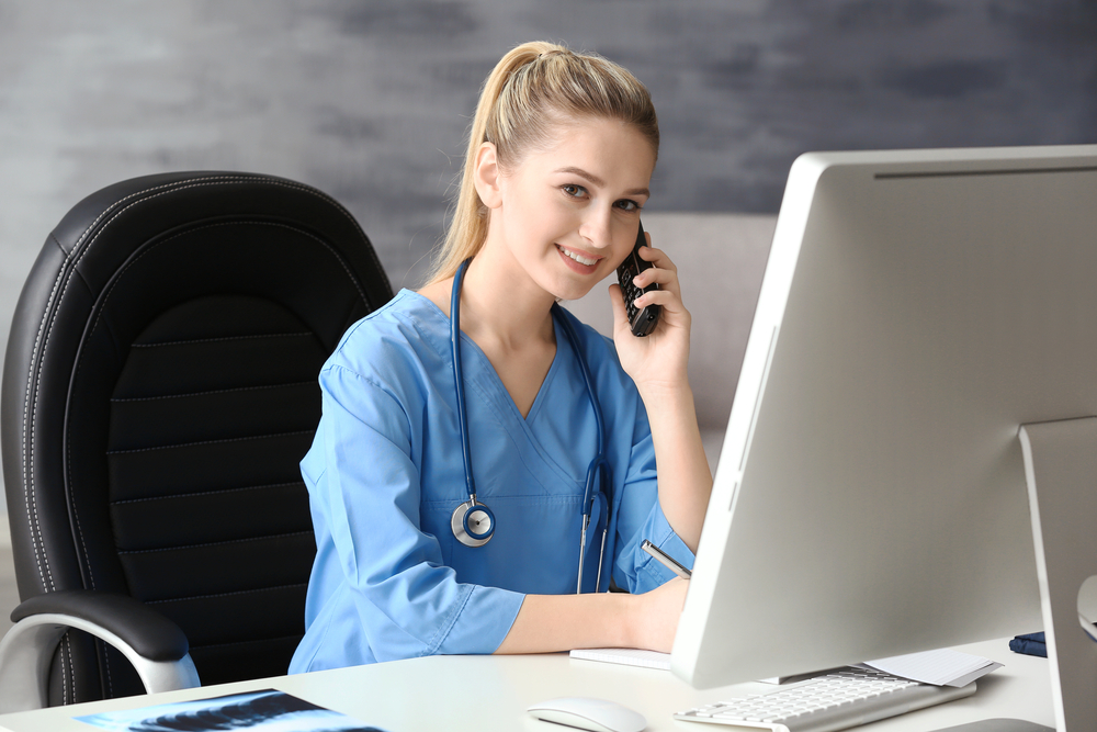 Advantages of Pursuing an Online Medical Assistant Certification