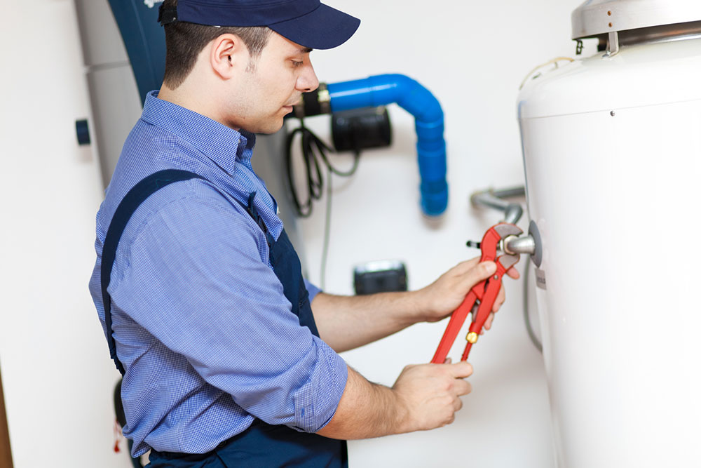 Top 6 Strategies for Choosing Reliable 24/7 Water Heater Repair Services