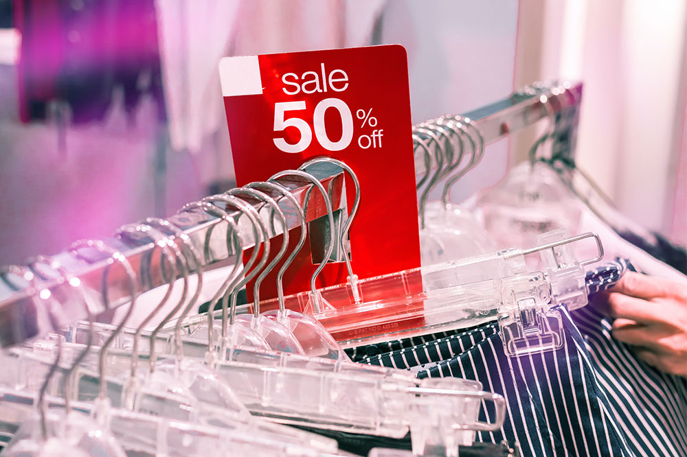 Ultimate Halloween Savings on Confectionery, Costumes, and Home Decor