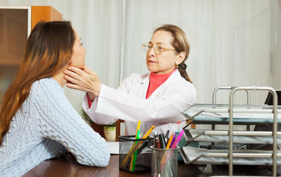 Warning Signs of Thyroid Disorders You Should Recognize