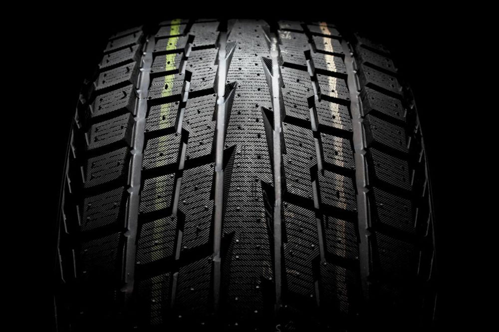 Essential Benefits of Choosing Performance Tires for Enhanced Vehicle Performance