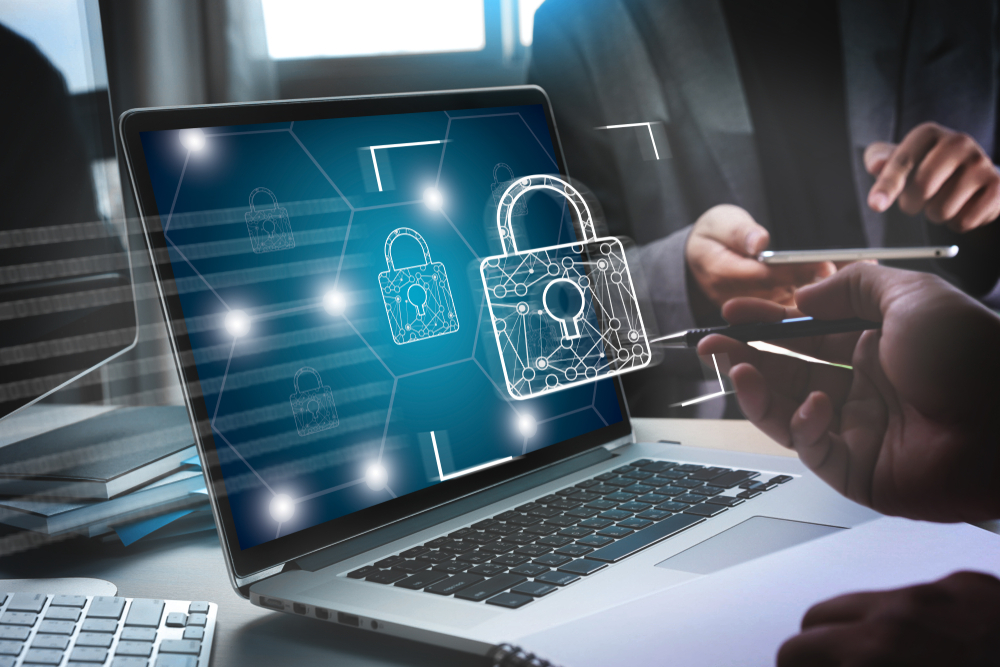 Risks of Popular Mobile Apps: Protect Your Data