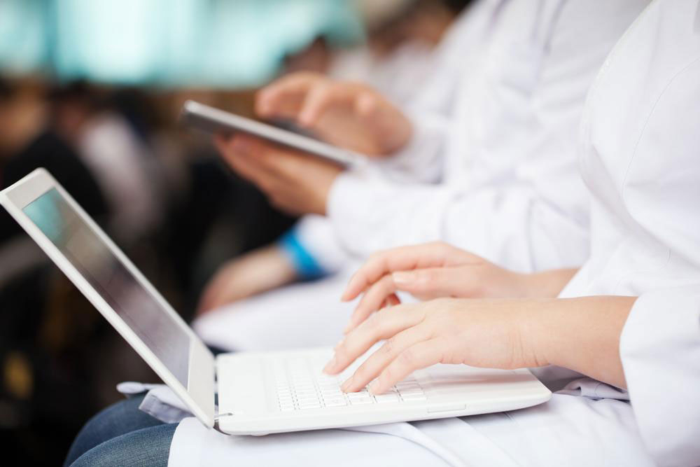 Explore Top Online Medical Courses for Your Healthcare Career