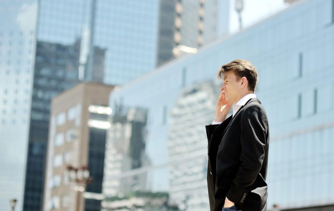 Essential Tips for Choosing the Best Mobile Carrier for Your Small Business