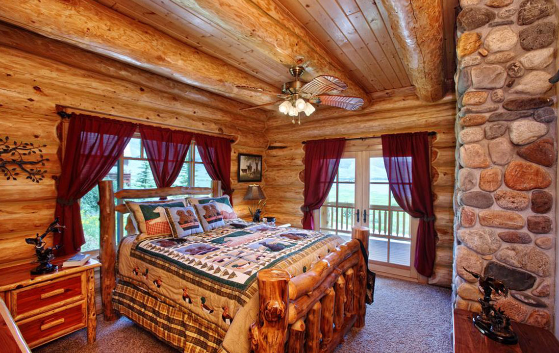 Elegant Chenille Bedspreads to Enhance Your Bedroom Decor