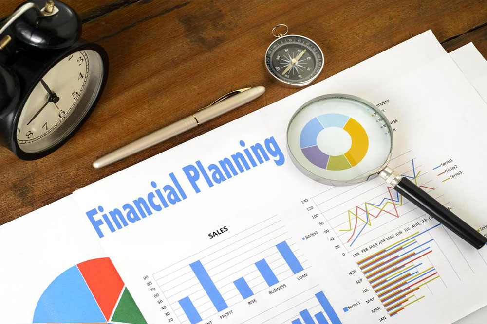 Essential Financial Strategies for College-Bound Families