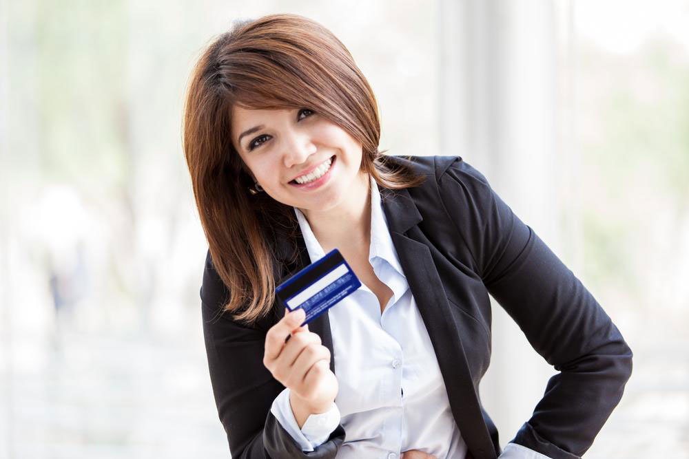 Managing Online Payment Risks in E-Commerce