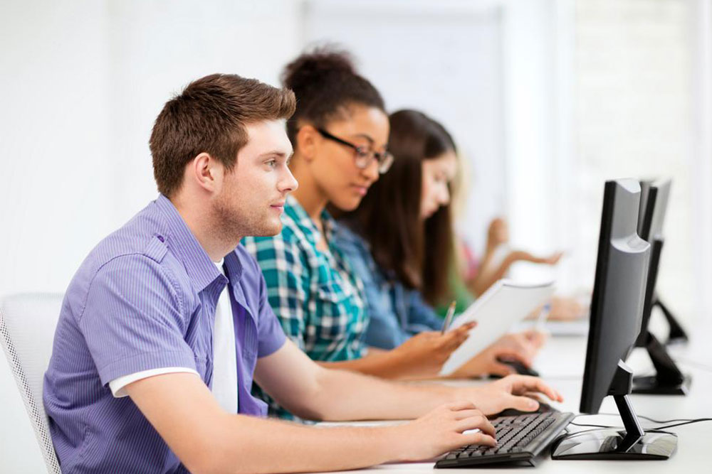 Maximize Your Career with Top Online IT Degree Programs