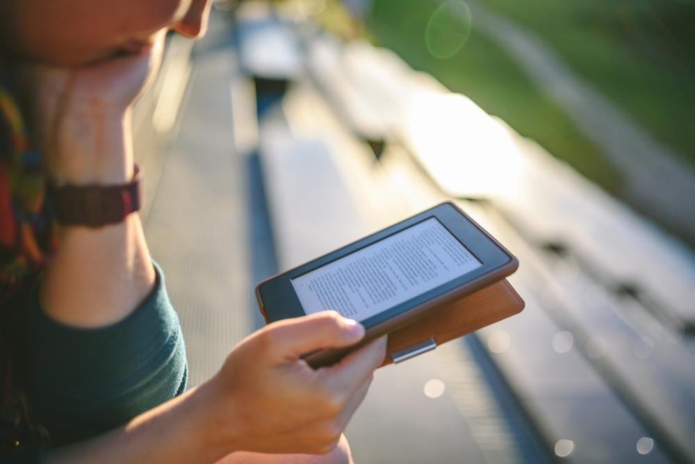 Evolution of E-Book Readers: A Historical Overview