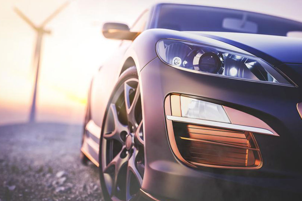 Overview of the Jaguar XF Luxury Sedan's Key Attributes