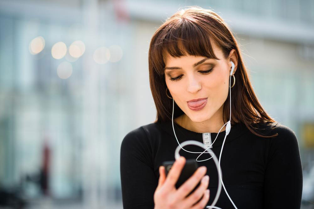 Essential Tips for Choosing the Right Earphones on a Budget