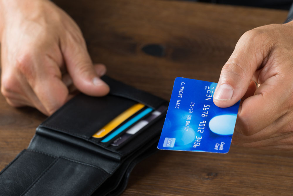 Understanding Credit Cards: A Complete Guide to Choosing the Right One