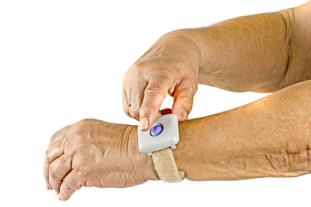 Selecting the Optimal Medical Alert System for Seniors