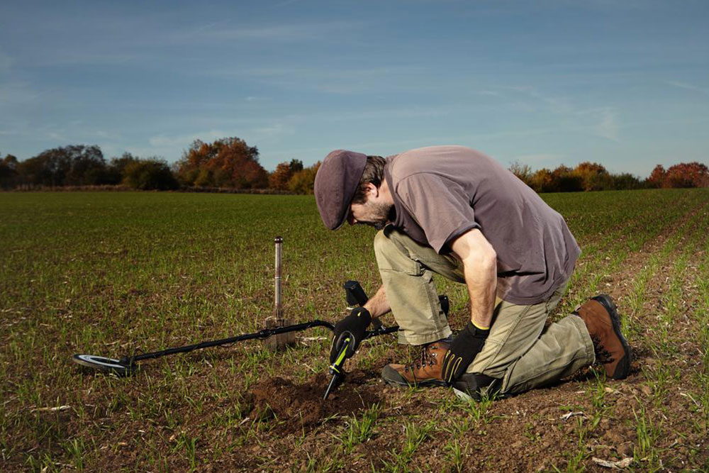 Top Popular Activities Using Metal Detectors