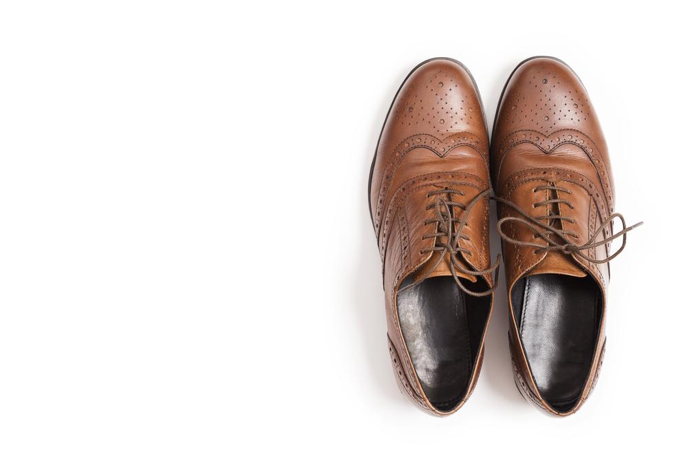 Top Brands Specialized in Extra-Wide Men's Footwear