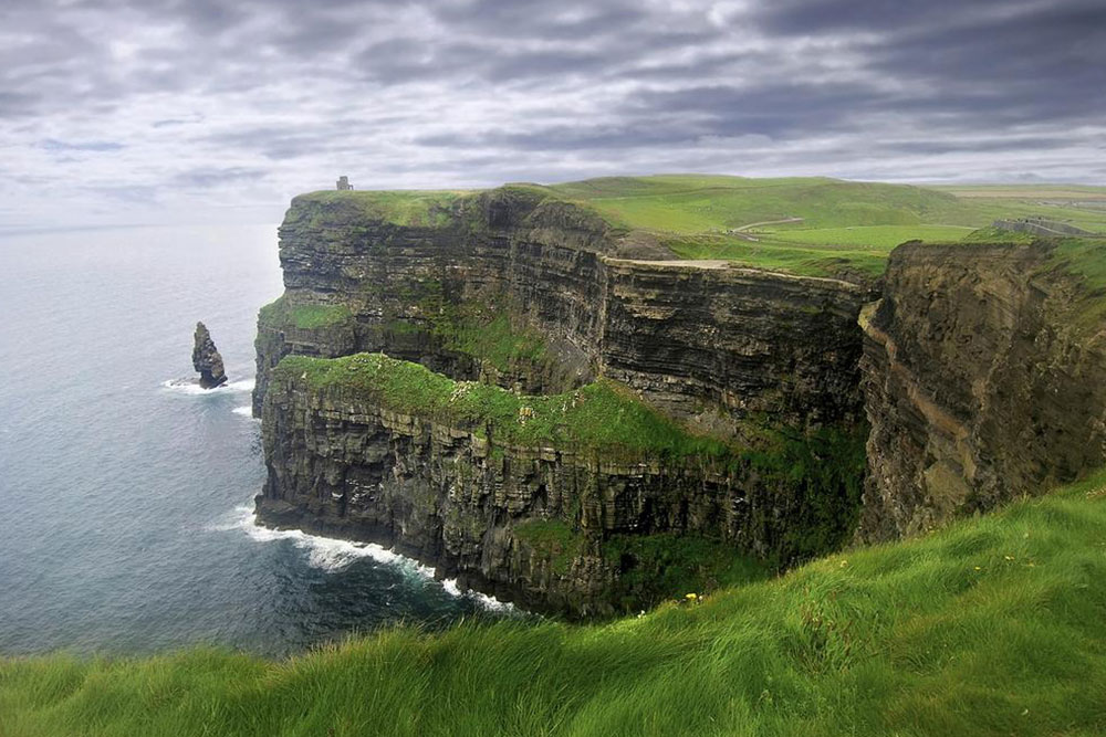 Top Popular Tour Packages for Exploring Ireland