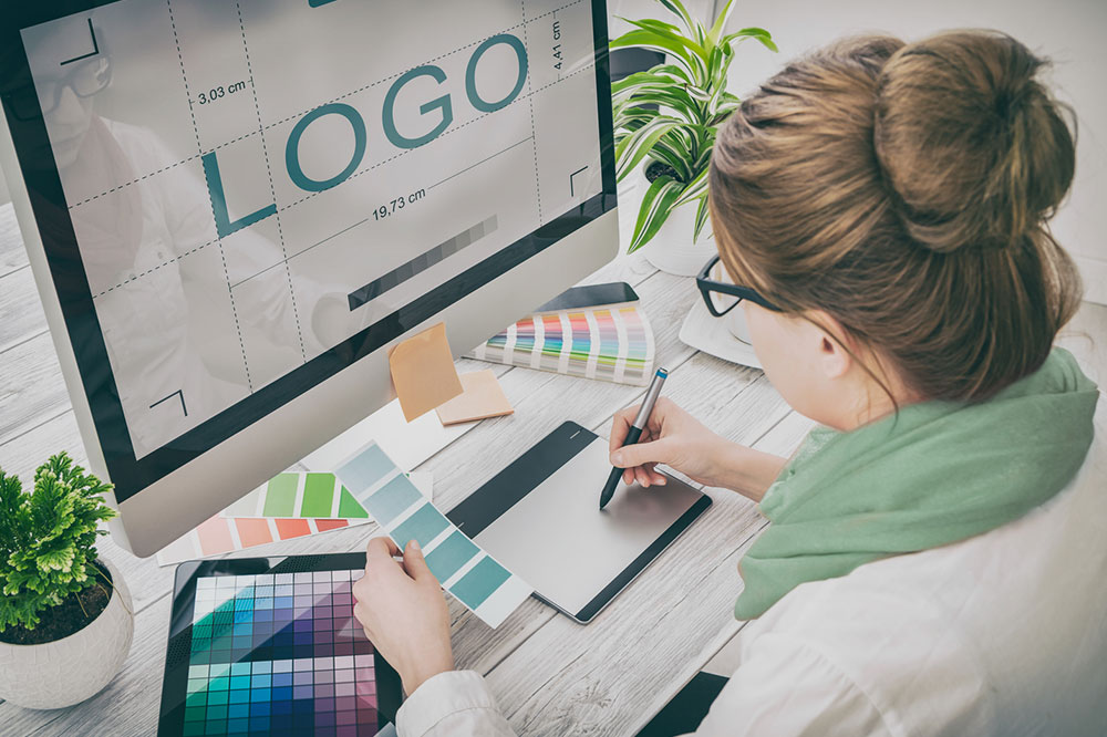 Top 4 Free Platforms to Design Your Brand Logo Online