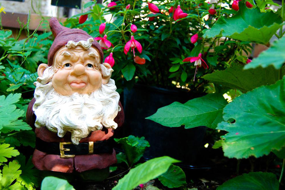 Top 5 Creative Christmas Yard Decorations to Try This Year