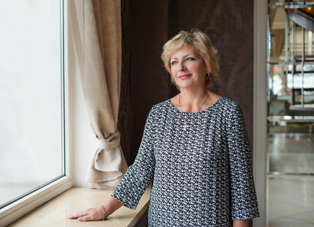Fashion Tips for Women in Their Sixties: Embrace Age Gracefully