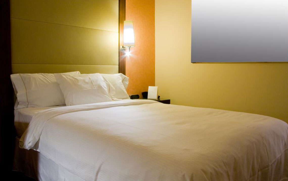 Effective Methods to Remove Urine Stains from Your Mattress