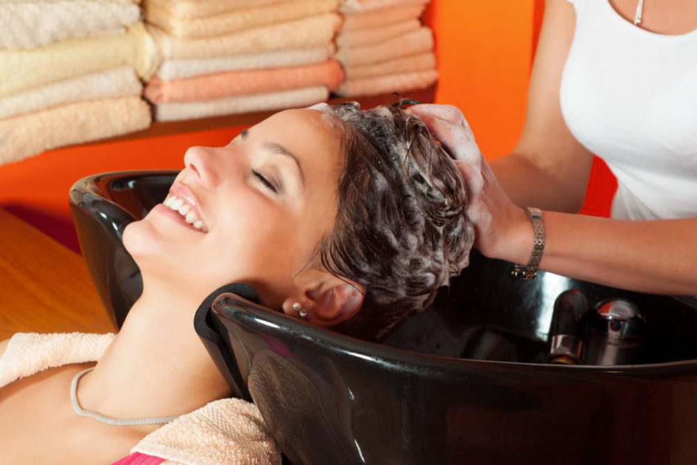 Effective Strategies to Reduce Hair Loss Naturally