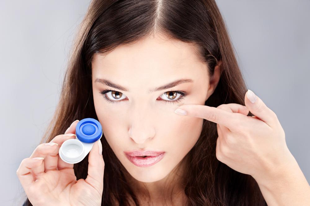 Top Retailers for Affordable Contact Lenses
