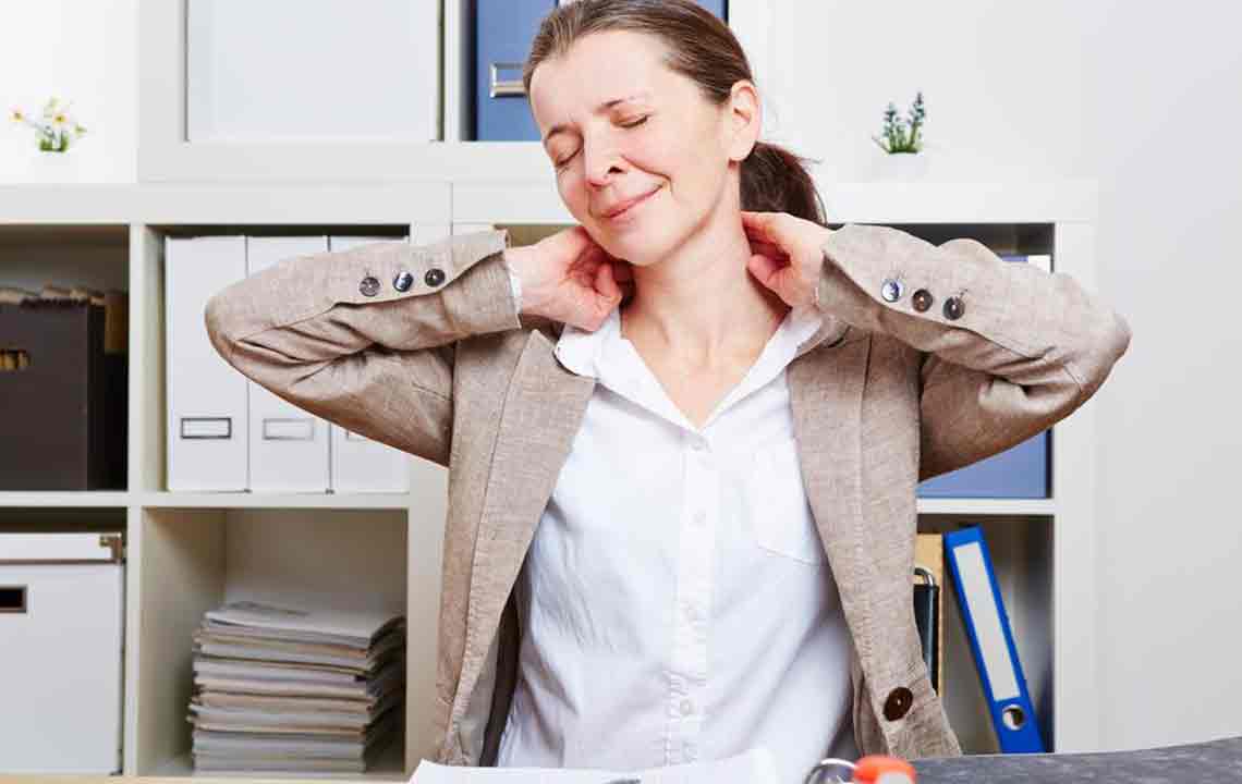 Effective Home Remedies and Simple Exercises for Alleviating Neck Pain