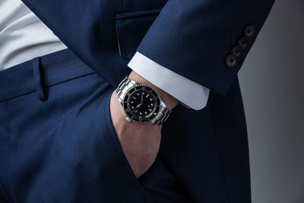 Stylish Wristwatches: The Perfect Accessory to Showcase Your Personality