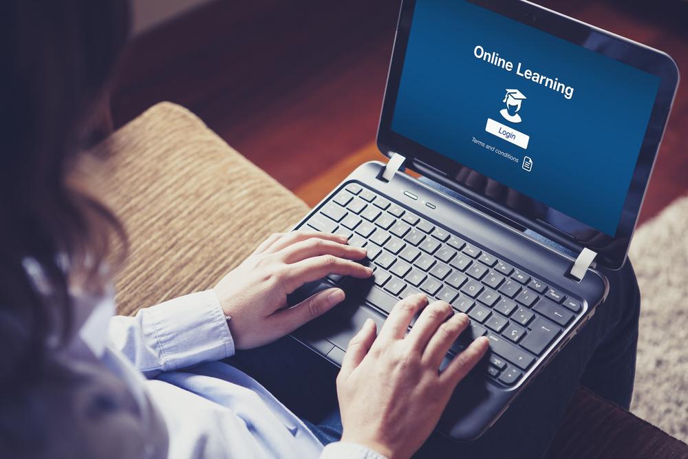Advantages of Enrolling in Accredited Online Degree Programs