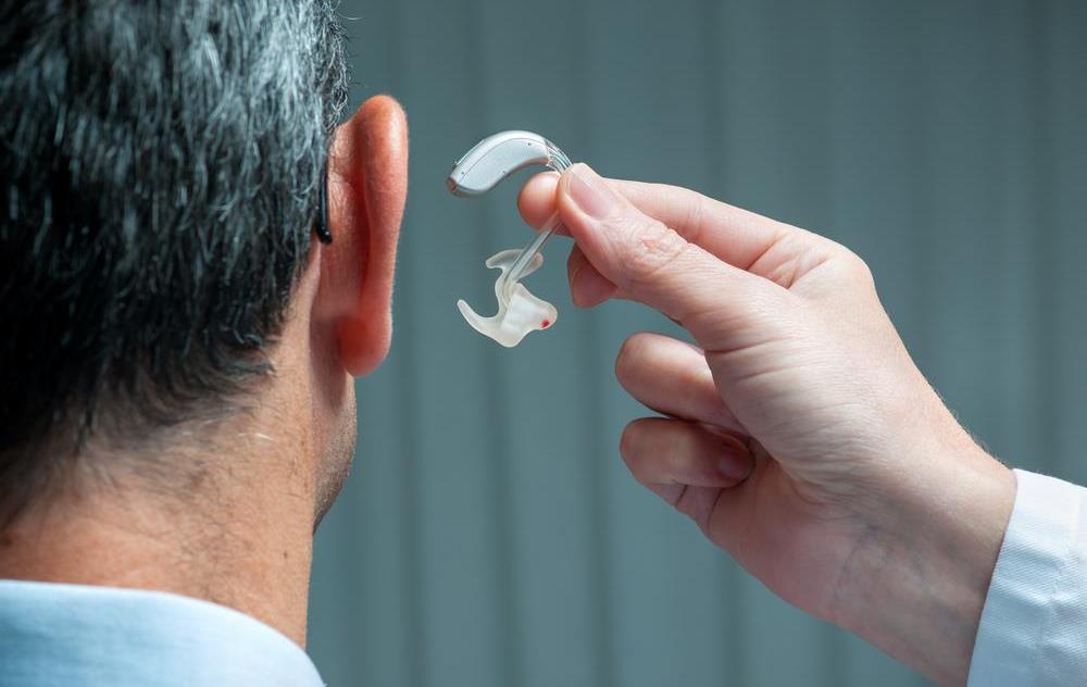 Essential Accessories to Enhance Phonak Hearing Aid Performance