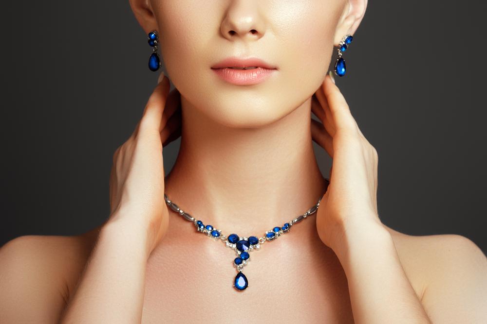 Essential Tips for Purchasing Authentic Gemstone Jewelry