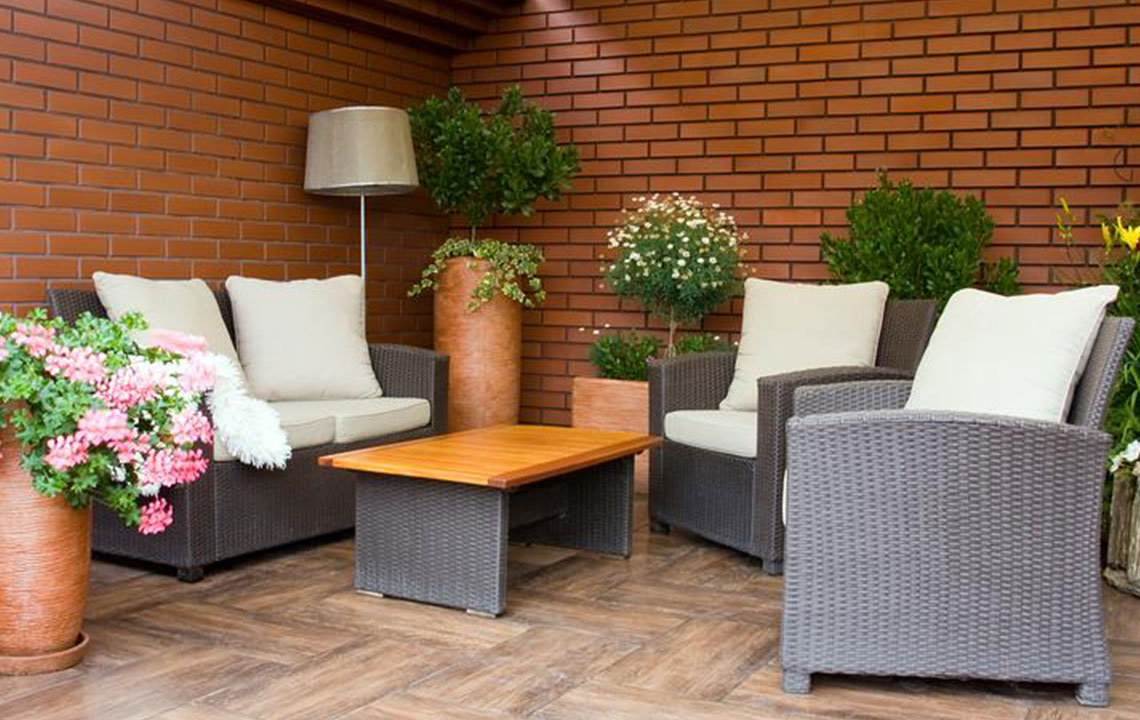 Choosing the Perfect Cushions for Your Outdoor Wicker Furniture