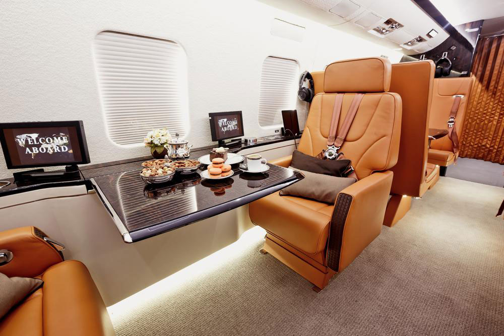 Tips to Secure the Best Deals on Business Class Flights