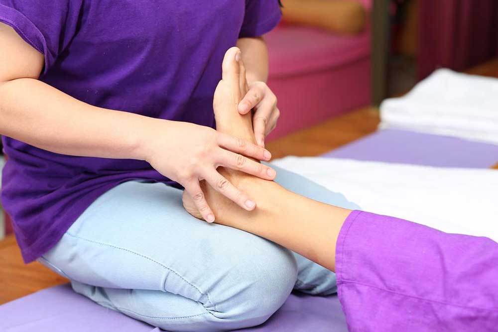 Effective Strategies for Instant Relief from Burning Feet Discomfort