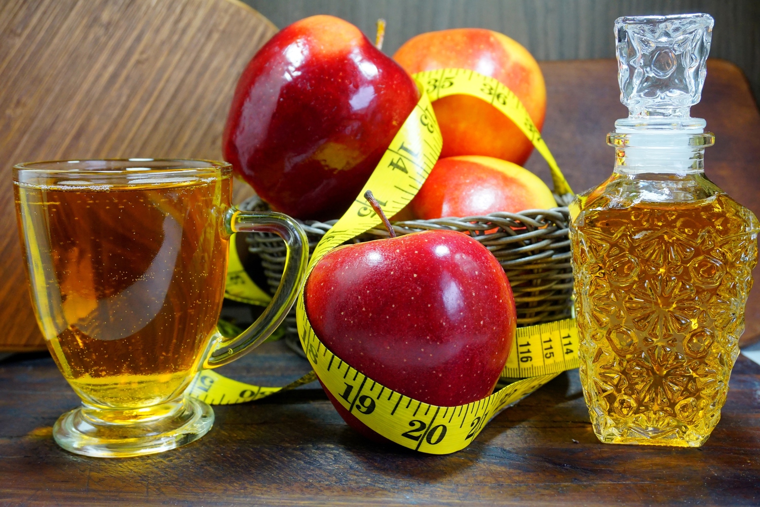 Maximizing Weight Loss with Apple Cider Vinegar: Health Benefits and Essential Precautions