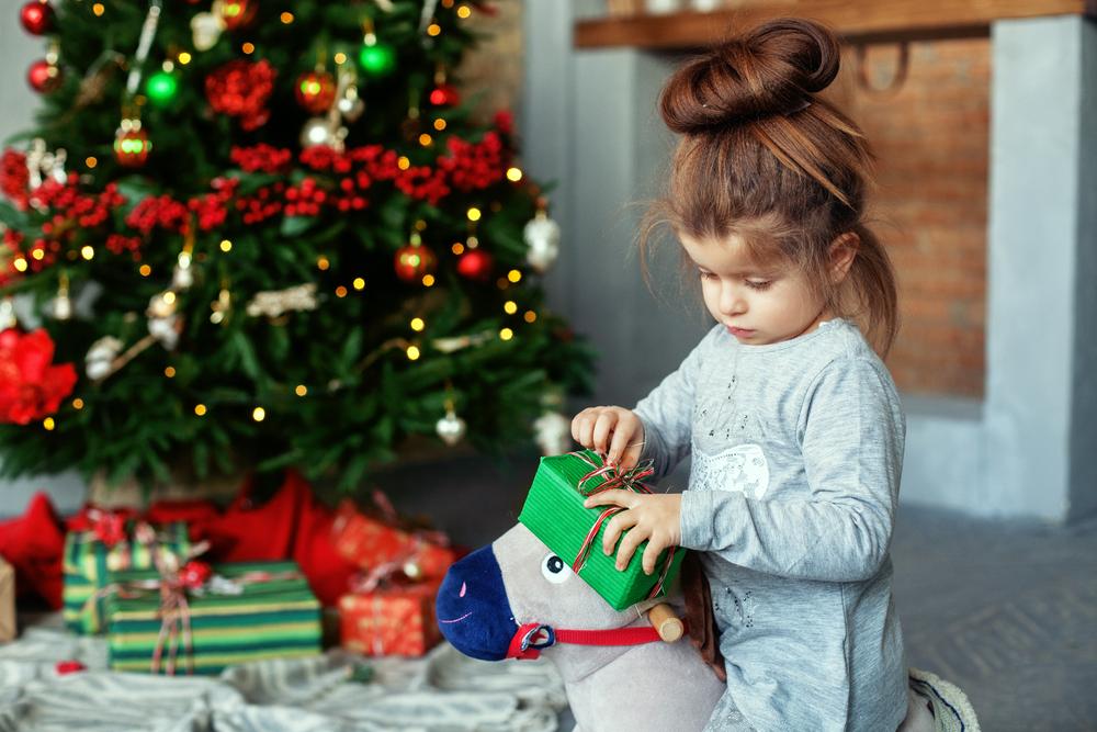Ultimate Holiday Gift Guide for Toddlers: Top Toys and Creative Presents