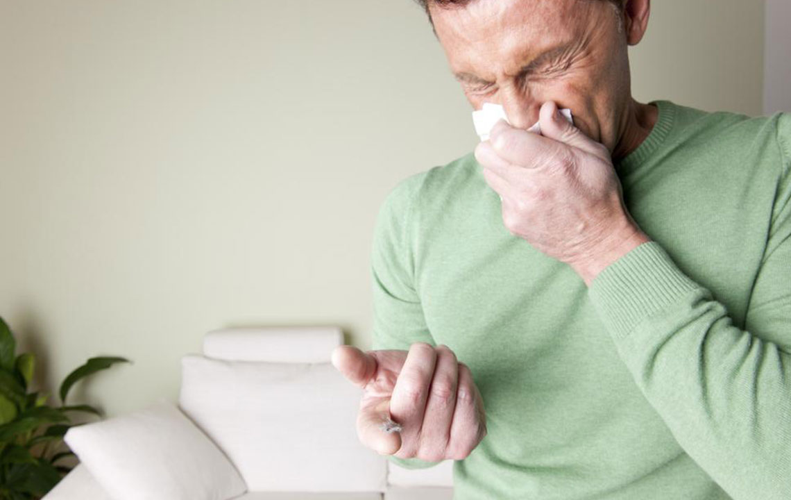 Identifying Mold Allergy: Symptoms and Precautions