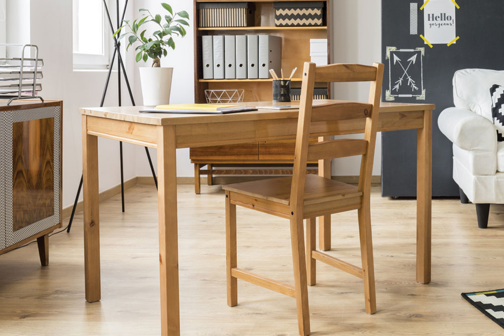 Top Online Picks for Stylish Reclaimed Wood Desks