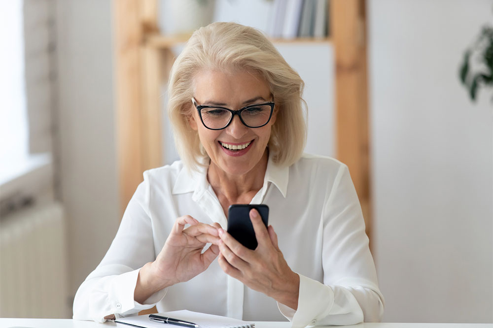 Top Cell Phone Plans Perfect for Seniors