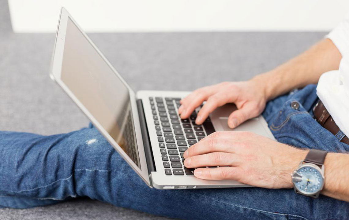 Essential Tips for Purchasing a Secondhand Apple Computer