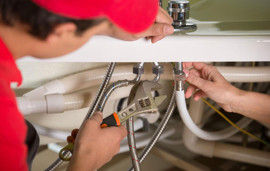 Essential Factors to Consider Before Hiring a Plumbing Contractor