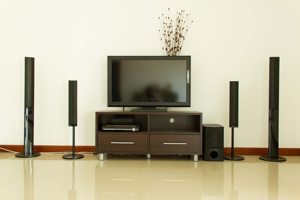 Top Reasons to Choose a Premium Home Theater System