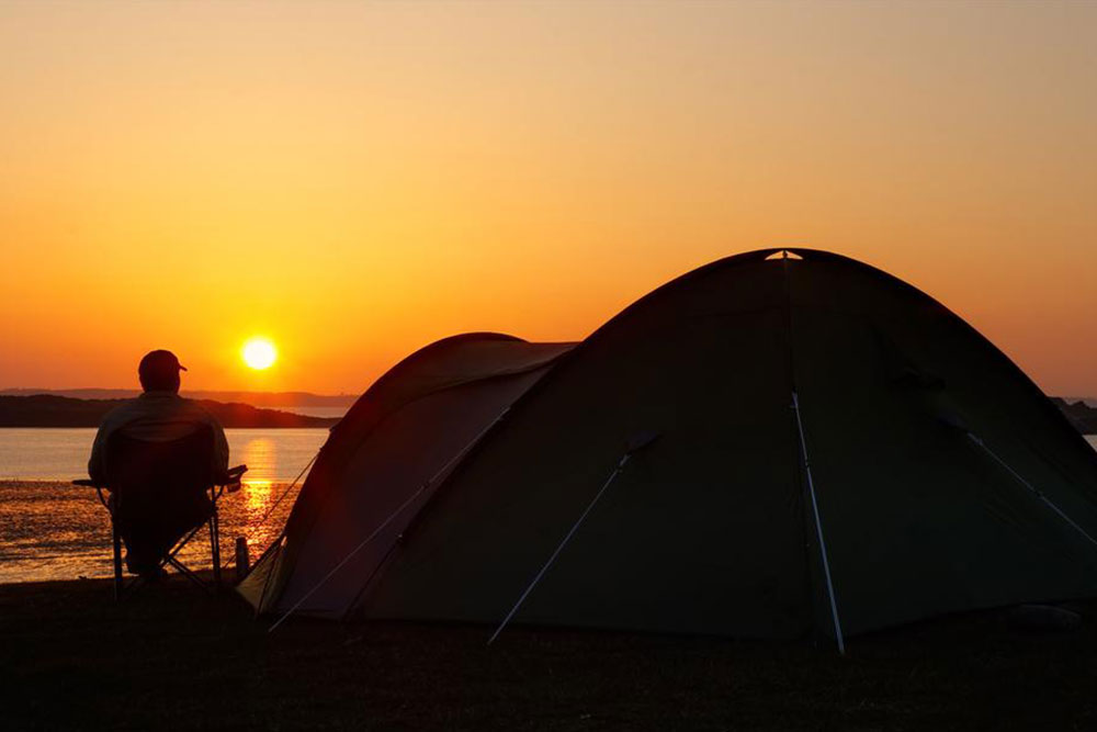 Essential Guide to the Top 4 Lightweight Outdoor Chairs for Comfortable Adventures