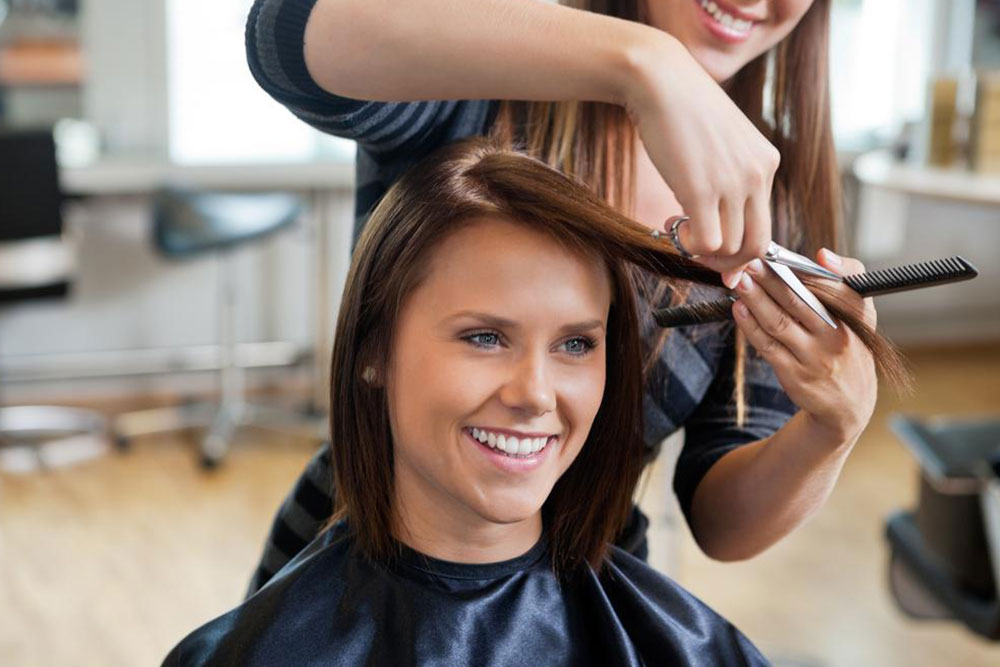 Essential Tips for Choosing the Perfect Haircut