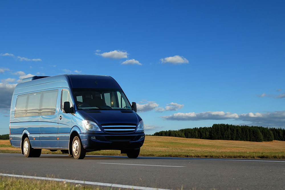 Essential Guide to Selecting the Perfect Coach Rental for Your Trip