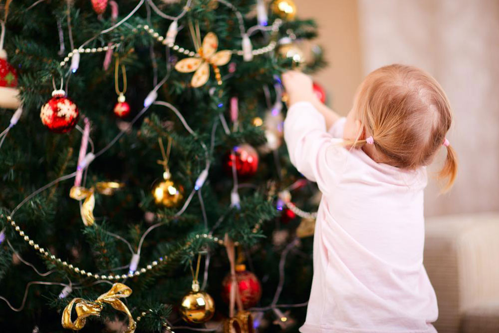 Ultimate Christmas Deals on Laptops and Tablets for Holiday Gift-Giving