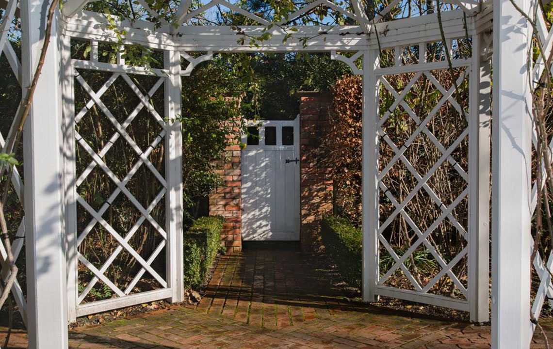 Essential Tips for Installing a Garden Gazebo Successfully